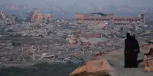 L’esercito israeliano: “Controlliamo il 40% di Gaza City”. Hamas diffonde un nuovo video con 2 ostaggi