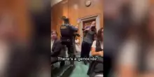 &ldquo;Siete complici del genocidio a Gaza&rdquo;, la clamorosa protesta di due veterani Usa in Senato: la polizia li trascina via &ndash; Video