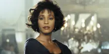 Whitney Houston “resuscitata” dall’Intelligenza Artificiale: arriva il concerto con la sua voce unica