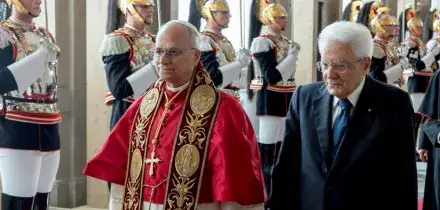 Mentre Trump attacca Papa Leone XIV, Mattarella rilancia l&rsquo;appello alla pace del Pontefice: &ldquo;Richiamo urgente che non pu&ograve; lasciare nessuno indifferente&rdquo;