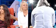 “Questa me fa morì qualche puntata…”: Sabrina Ferilli dà una bastonata a Maria De Filippi – VIDEO