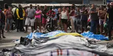 Brasile, 115 dei 117 morti nel blitz anti-narcos di Rio de Janeiro non erano indagati nell’inchiesta sul Comando Vermelho