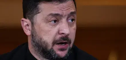 Operazione anticorruzione in Ucraina, perquisita la casa di un amico ed ex socio di Zelensky: “Coinvolto un ministro”