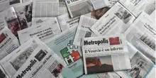 Rapina al furgone che distribuisce tre giornali campani: non escono in edicola. “Avvertimento di stampo camorristico”
