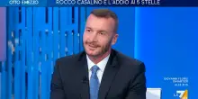 Rocco Casalino a La7: “Meloni blocca le notizie negative per controllare la narrazione. C’è Fazzolari dietro le sue mosse”