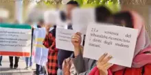 Studenti iraniani, visti ancora bloccati nonostante la sentenza del Tribunale. Il video della protesta a Teheran