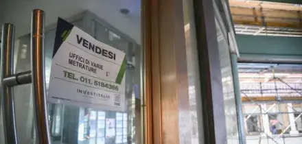 Allarme di Confcommercio: 140mila attività scomparse in 12 anni