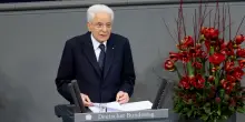 Mattarella: “Non può evocare la pace chi muove la guerra. Medio Oriente, soluzione dei 2 Stati unica possibile”