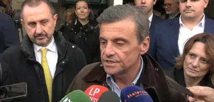 Regionali, Calenda: “Vince la linea Schlein? Ma quante cazzate… in Campania c’è Fico, uno che non ha mai lavorato in vita sua”
