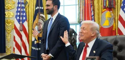 “Trump è un fascista?”: pochi hanno capito il significato del siparietto con Mamdani alla Casa Bianca