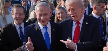 Israele, Netanyahu chiede la grazia al presidente Herzog. È sotto processo per corruzione, frode e abuso