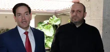 Ucraina, Umerov al posto di Yermak alla guida dei negoziati: nell’inchiesta Midas è intercettato mentre parla di un appalto con il “capo” della banda delle tangenti