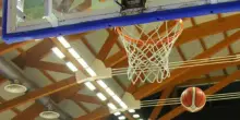 Follia nel Trevigiano, partita di basket Under 17 finisce 210 a 3. Si scatena la polemica: “Pessimo esempio, umiliati dei coetanei”