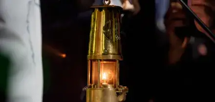 Milano-Cortina 2026, la fiamma olimpica è arrivata al Quirinale: le foto