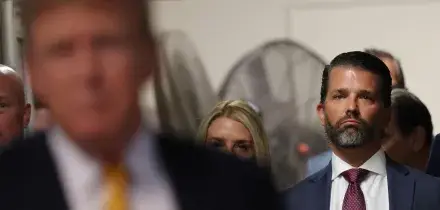 Ucraina, Trump jr: “Mio padre potrebbe abbandonare le trattative per la pace”