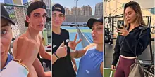 Paula Badosa a Dubai insieme a Jacopo Vasam&igrave;, 17enne talento del tennis italiano: le foto virali