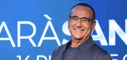 Sanremo 2026, Carlo Conti svela i titoli dei 30 Big che parteciperanno in gara. Promossi due giovani artisti che entrano nelle Nuove Proposte