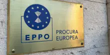 &ldquo;Fondi europei a un&rsquo;azienda che fa affari con l&rsquo;industria bellica russa e bielorussa&rdquo;. Procura europea apre un&rsquo;indagine: 3 arresti