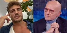 &ldquo;Voleva vedermi a petto nudo e con i muscoli in evidenza nella sua suite&rdquo;: spuntano i messaggi tra Gianluca Costantino e Alfonso Signorini
