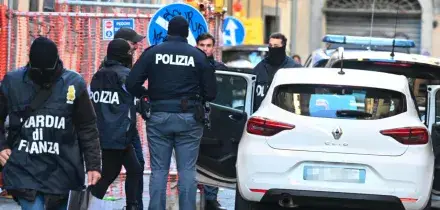 Genova: i corrieri, i soldi ad Hamas, le foto nei cellulari e i documenti israeliani. Cosa c&rsquo;&egrave; nell&rsquo;ordinanza che ha portato a 9 arresti