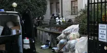 Milano, giovane trovata morta in un cortile: &ldquo;Segni di violenza sul collo&rdquo;