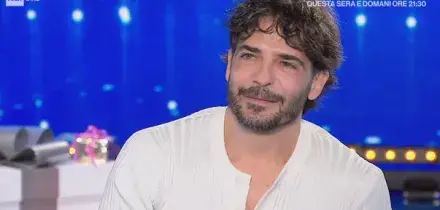 &ldquo;Ho avuto un&rsquo;encefalite erpetica, un herpes che invece di andare in bocca va al cervello. Sono stato fortunato, ora vivo il presente&rdquo;: Marco Bocci racconta gli effetti della malattia sulla memoria