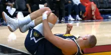 Paura per Nikola Jokic: ginocchio sinistro ko contro Miami, Denver trema &ndash; Video