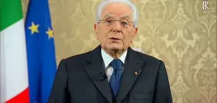 L&rsquo;appello di Mattarella ai giovani: &ldquo;Vi descrivono come diffidenti e arrabbiati, non rassegnatevi. Siate esigenti&rdquo;