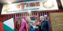Roma, la cittadinanza contro la minaccia di sgombero dello spazio Spin Time: &ldquo;Cos&igrave; si alimenta la marginalit&agrave;&rdquo;