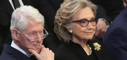 Caso Epstein, Bill e Hillary Clinton si rifiutano di testimoniare: &ldquo;Volete solo punire il nemico e metterci in imbarazzo&rdquo;