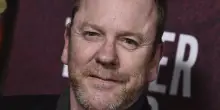 &ldquo;Kiefer Sutherland ha preso a pugni e ha tentato di strangolare l&rsquo;autista Uber. I testimoni dicono che era sotto effetto di stupefacenti&rdquo;: le nuove rivelazioni