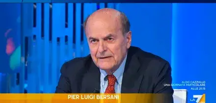 Bersani a La7: &ldquo;Da governo Meloni servilismo verso Trump. Ma sono patrioti questi qui? Con chi stanno? Col giaguaro?&rdquo;