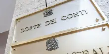La Corte dei conti indaga sulla transazione-monstre versata dalla societ&agrave; di trasporto brindisina al cugino del presidente del Consiglio regionale