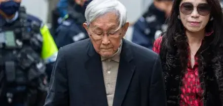 A Hong Kong il magnate pro-democrazia Jimmy Lai condannato a 20 anni di carcere. Pechino &ldquo;soddisfatta&rdquo;