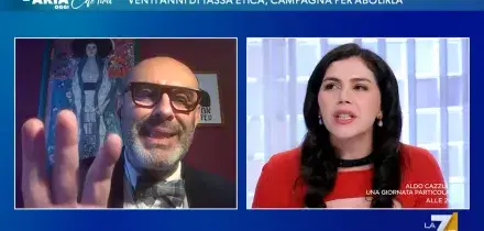 Scontro tra Valentina Nappi e Pillon su La7: &ldquo;Come si fa a paragonare il gioco d&rsquo;azzardo al porno? &Egrave; antiscientifico. Uno si pu&ograve; fare una se*a?&rdquo;