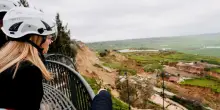 C&rsquo;era una volta la Sicilia di Federico II. Ora ci trattano come una discarica