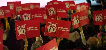 Referendum, il Comitato per il No accetti la sfida: pubblichi gli elenchi dei finanziatori e pretenda che quelli per il S&igrave; facciano lo stesso &ndash; Il commento