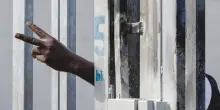 Da soggetti a oggetti: cos&igrave; ogni giorno permettiamo il tradimento della dignit&agrave; umana