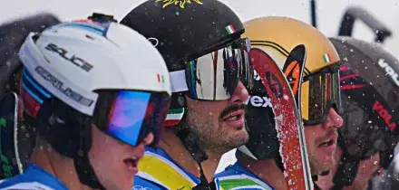 L&rsquo;Italia &egrave; devastante nello ski cross: oro per Deromedis, argento per Tomasoni. Storica doppietta azzurra