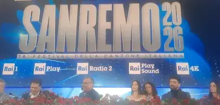 &ldquo;Achille Lauro non ha presentato Fedez per evitare l&rsquo;incontro? Casuale, un refuso di una vecchissima scaletta&rdquo;: Carlo Conti risponde sul &ldquo;giallo&rdquo; del cambio all&rsquo;ultimo secondo