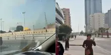 Missili iraniani sulla base navale americana in Bahrein: il momento dell&rsquo;esplosione e la fuga degli abitanti