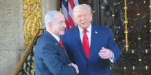 Trump e Netanyahu all&rsquo;unisono alla vigilia delle elezioni: &ldquo;Pronti a finire l&rsquo;Iran&rdquo;