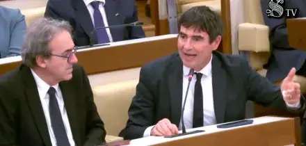 Iran, Fratoianni incalza Crosetto e Tajani: &ldquo;Non siete commentatori ma ministri. Basta retorica atlantica, condannate o no l&rsquo;attacco Usa-Israele?&rdquo;