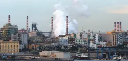 Ex Ilva, 10 indagati per la morte dell&rsquo;operaio di 36 anni precipitato nello stabilimento di Taranto