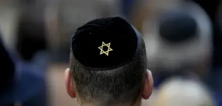 Aggressione antisemita a Milano: due turisti argentini aggrediti perch&eacute; indossavano la kippah