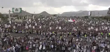 Manifestazioni in Iraq e Yemen in sostegno dell&rsquo;Iran: migliaia di persone in piazza &ndash; Video