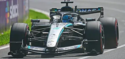 La Mercedes domina a Melbourne: Russell vince, uno strepitoso Kimi Antonelli &egrave; secondo. Ferrari sul podio