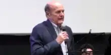 Referendum, Bersani: &ldquo;Qualcuno dedica il S&igrave; a Berlusconi o a Garlasco. Noi dedichiamo il No ai 28 magistrati uccisi da mafia e terrorismo&rdquo;