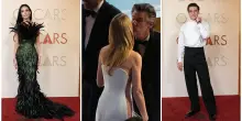 Oscar 2026, le pagelle ai look del red carpet: Gwyneth Paltrow mostra il &ldquo;lato B&rdquo;, Demi Moore tutta piume (voto 9). Pedro Pascal &ldquo;dimentica&rdquo; la giacca: bocciato