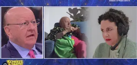 &ldquo;Mio pap&agrave; &egrave; un pap&agrave; speciale e non lo lascer&ograve; mai da solo&rdquo;: Massimo Boldi scoppia in lacrime per le parole della figlia, ma &egrave; su &ldquo;Scherzi a Parte&rdquo;